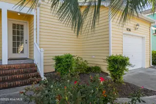 636 Settlers Lane, Kure Beach, NC 28449 – photo 5: 636SettlersLn-33