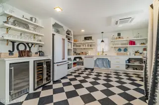 1300 Evans Street, Morehead City, NC 28557 – photo 21: Kitchen View