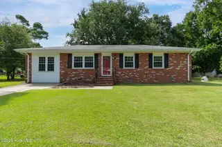 314 Cardinal Road, Jacksonville, NC 28546 – photo 1: 314 Cardinal-5