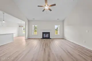 117 Woodford Drive, Jacksonville, NC 28540 – photo 17: 34-web-or-mls-IMG_9261