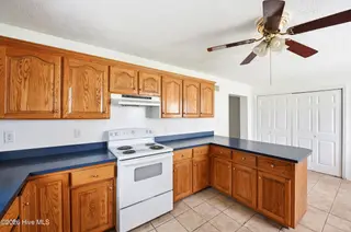 313 W Lewis Street A & B, Whiteville, NC 28472 – photo 12: 313_W_Lewis_St_Whiteville_NC_012