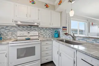 650 Cedar Point Boulevard C21, Cedar Point, NC 28584 – photo 13: 26-web-or-mls-IMG_9772