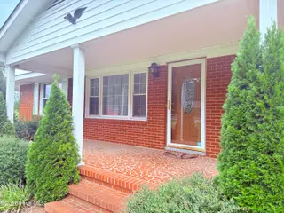 201 Forest Drive, La Grange, NC 28551 – photo 4: 201 Forest Dr