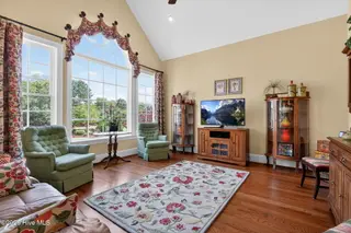 6307 Crossmoor Drive, Wilson, NC 27896 — 4-bedroom home in SouthPointe, Wilson, NC, photo 19 of 55: Keeping Room