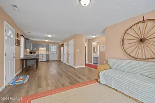 200 Bell Creek Drive, Beaufort, NC 28516 — 2-bedroom home in Bell Creek, Beaufort, NC, photo 5 of 28: 200 Bell Creek Dr