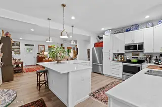901 Riverview Drive, Burgaw, NC 28425 — 4-bedroom home in Alligator Lakes Estates, Burgaw, NC, photo 20 of 74: 18_kitchen