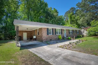 124 Osceola Drive, Greenville, NC 27858 — 3-bedroom home in Osceola, Greenville, NC, photo 10 of 48: 124-Osceola-06