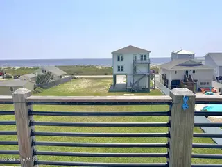 5207 E Pelican Drive, Oak Island, NC 28465 – photo 9: 5207 E Pelican Drive 8