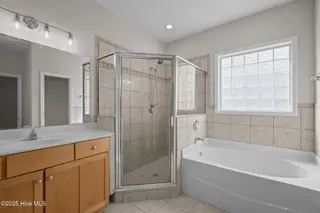 324 Foxwood Lane, Wilmington, NC 28409 – photo 20: 44-web-or-mls-DSC02470