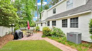 1902 Sherwood Drive, Greenville, NC 27858 – photo 7: 3-web-or-mls-1902 Sherwood Drive-4