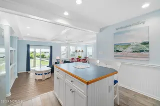 2905 Pointe West Drive B1 Pier Pointe, Emerald Isle, NC 28594 – photo 17: Kitchen w/ island seating