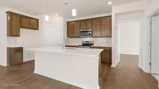 421 Thistle Meadow Lane, Aberdeen, NC 28315 – photo 5: Kitchen