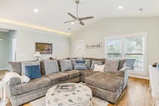 304 E Oak Island Drive, Oak Island, NC 28465 – photo 12: 304 E Oak Island-13