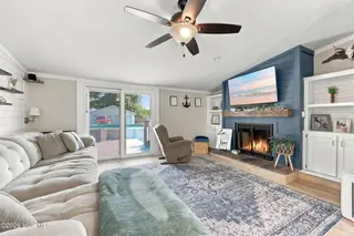 1022 Davis Road, Elizabeth City, NC 27909 – photo 17: 31-web-or-mls-img-0545-jpg