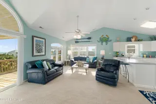 118 Heverly Drive, Emerald Isle, NC 28594 – photo 11: Living room with ocean views