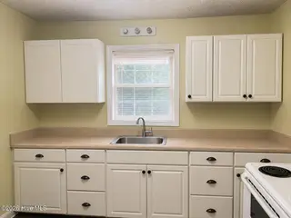 590 S Glover Street, Southern Pines, NC 28387 – photo 3: 590 glover clean kitchen