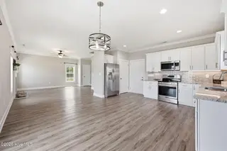 900 Finn Court, Greenville, NC 27834 – photo 10: 18-web-or-mls-BLS_0047