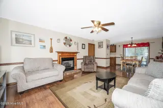 203 Troy Drive, Elizabeth City, NC 27909 — 3-bedroom home in Mount Hermon Village, Elizabeth City, NC, photo 4 of 18: 203 Troy Dr-13