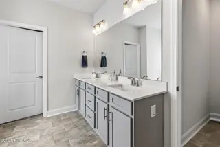 310 Plainfield Drive, Goldsboro, NC 27534 — 4-bedroom home in Spring Forest, Goldsboro, NC, photo 17 of 41: 19-web-or-mls-DSC00131