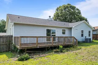 105 Linden Road, Richlands, NC 28574 – photo 22: 29-web-or-mls-07