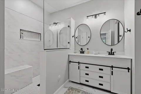 742 Indica Court Apt 201, Wilmington