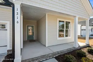 1216 Petite Terre Court, New Bern, NC 28560 – photo 5: 39-web-or-mls-DSC_8037