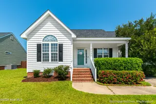 2020 Charterhouse Lane, Winterville, NC 28590 – photo 5: 20260902 MLS S_Nilsen 2020 Charterhouse