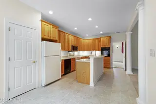 904 Lord Granville Drive, Morehead City, NC 28557 – photo 15: Kitchen