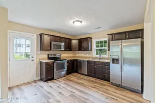 152 Jupiter Trail, Jacksonville, NC 28546 – photo 15: 15-web-or-mls-GI - 152 Jupiter Trail - L