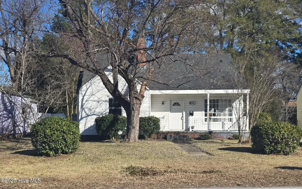 1708 National Avenue, New Bern, NC 28560 – photo 1 of 8: Front Pic