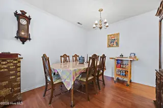 102 Greenbriar Drive, Jacksonville, NC 28546 – photo 11: 11_dining room