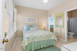 7021 Ocean Drive E, Emerald Isle, NC 28594 – photo 15: 7021 Ocean Dr E