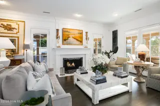 1810 Mews Drive, Wilmington, NC 28405 — 5-bedroom home in Landfall, Wilmington, NC, photo 6 of 51