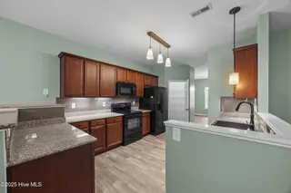 3204 Drew Avenue, New Bern, NC 28562 – photo 10: 10-web-or-mls-0C0A2113