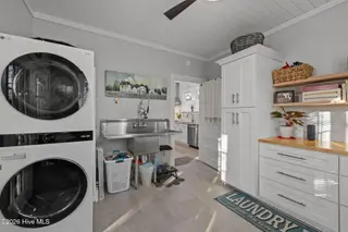 1811 Spencer Avenue, New Bern, NC 28560 – photo 22: 17-web-or-mls-0C0A0282