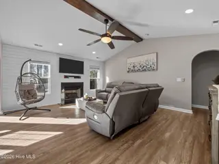 204 Demetrius Court, Hubert, NC 28539 — 3-bedroom home in Riggsfield, Hubert, NC, photo 10 of 31: Living room