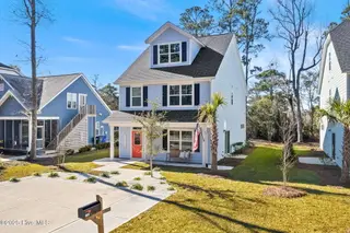 1163 N Caswell Avenue, Southport, NC 28461 – photo 9: 2.1-web-or-mls-CAMMediaLLC.com 1163-303
