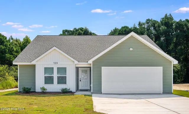 109 William Gurganus Road, Maple Hill, NC 28454