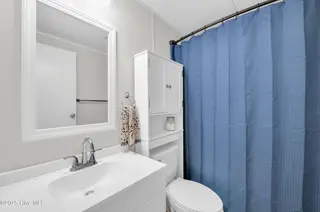 2216 Bell Williams Road, Burgaw, NC 28425 — 3-bedroom manufactured home, Burgaw, NC, photo 13 of 25: 12_2216 bell williams rd-00012