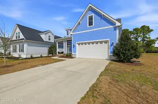 145 Spicer Lake Drive, Holly Ridge, NC 28445 – photo 7: 2_145_spicer_lake_dr_002