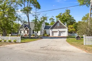 218 Lands End Road, Morehead City, NC 28557 – photo 3: 218 Lands End Rd, Morehead City, NC'