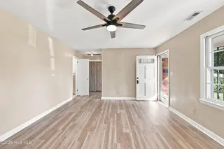 920 Hunnicutt Avenue, Elizabeth City, NC 27909 – photo 16: 18__39a1455