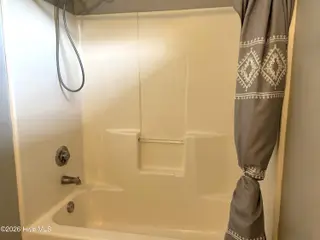 3716 Elizabeth Avenue, New Bern, NC 28562 – photo 17: lage bath