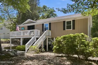 137 Doe Drive, Emerald Isle, NC 28594 – photo 24: 3-web-or-mls-img_4032