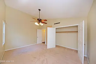 186 Raintree Circle, Jacksonville, NC 28540 – photo 22: Primary Closet