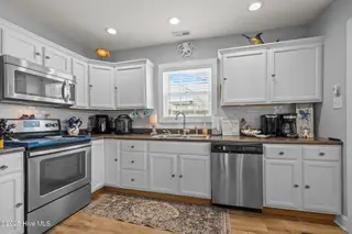 3111 Arendell Street, Morehead City, NC 28557 – photo 12: Kitchen
