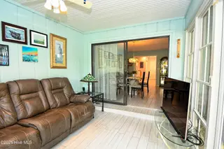 86 Cedar Tree Lane SW, Calabash, NC 28467 – photo 12: Sun Porch
