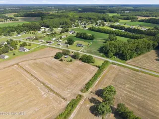 3091 Hudsons Crossroads Road, Greenville, NC 27858 – photo 17: 7-web-or-mls-DJI_20260714161833_0051_D_e