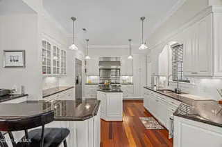 1821 Baywater Court SE, Bolivia, NC 28422 — 3-bedroom home in Winding River Plantation, Bolivia, NC, photo 14 of 69: Kitchen (31)