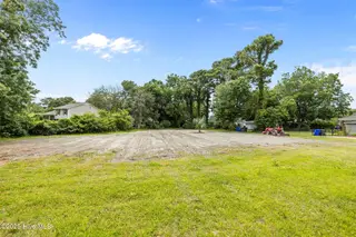 201-203 Sherwood Boulevard, Beaufort, NC 28516 – photo 6: 201 & 203 Sherwood Blvd